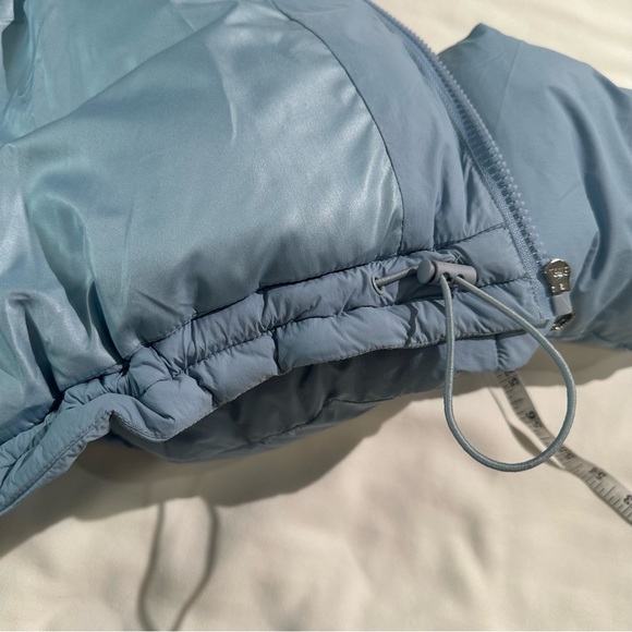 *New*Light blue Cropped Puffer Jacket size small - Picture 6 of 12